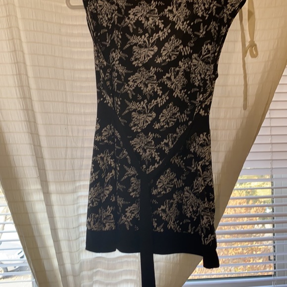 Women’s tank top - Picture 2 of 3